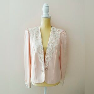 Vintage blush pink blazer with white lace size L
